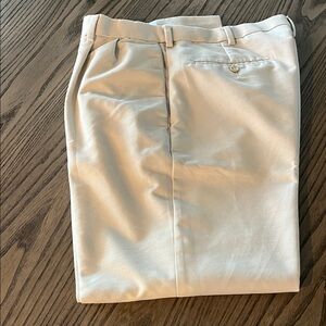 Dockers Light Khaki 34x32 Pants